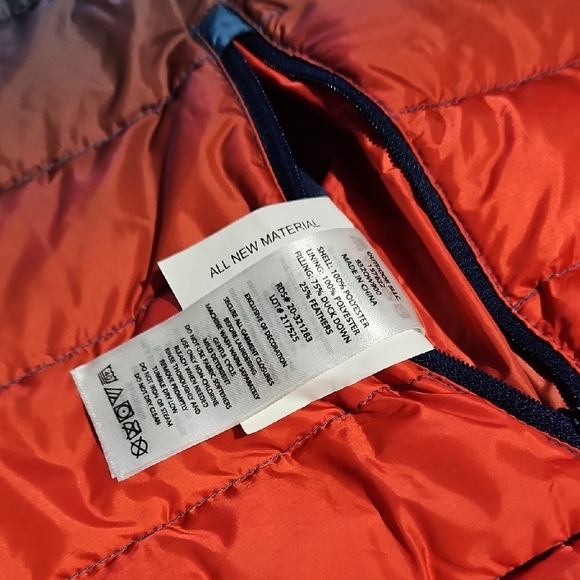 Eddie Bauer Kids Gradient Blue and Orange Puffer Jacket Xl Reversible - Picture 4 of 8
